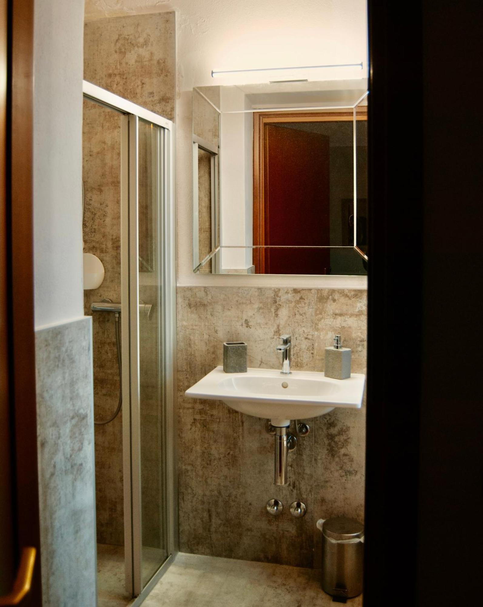Welcome Traveller Frida'S Rooms Caprino Veronese Ngoại thất bức ảnh