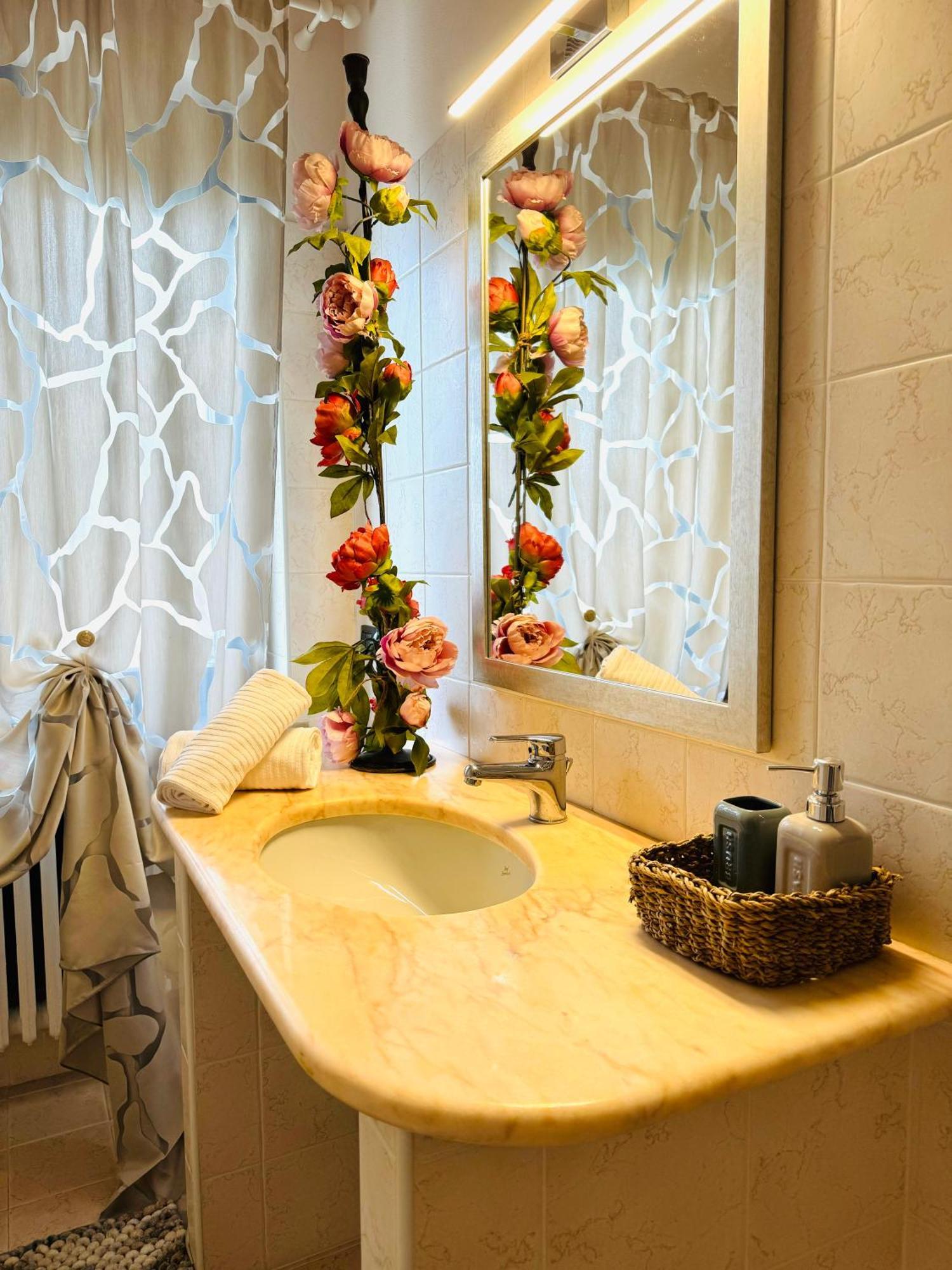 Welcome Traveller Frida'S Rooms Caprino Veronese Ngoại thất bức ảnh