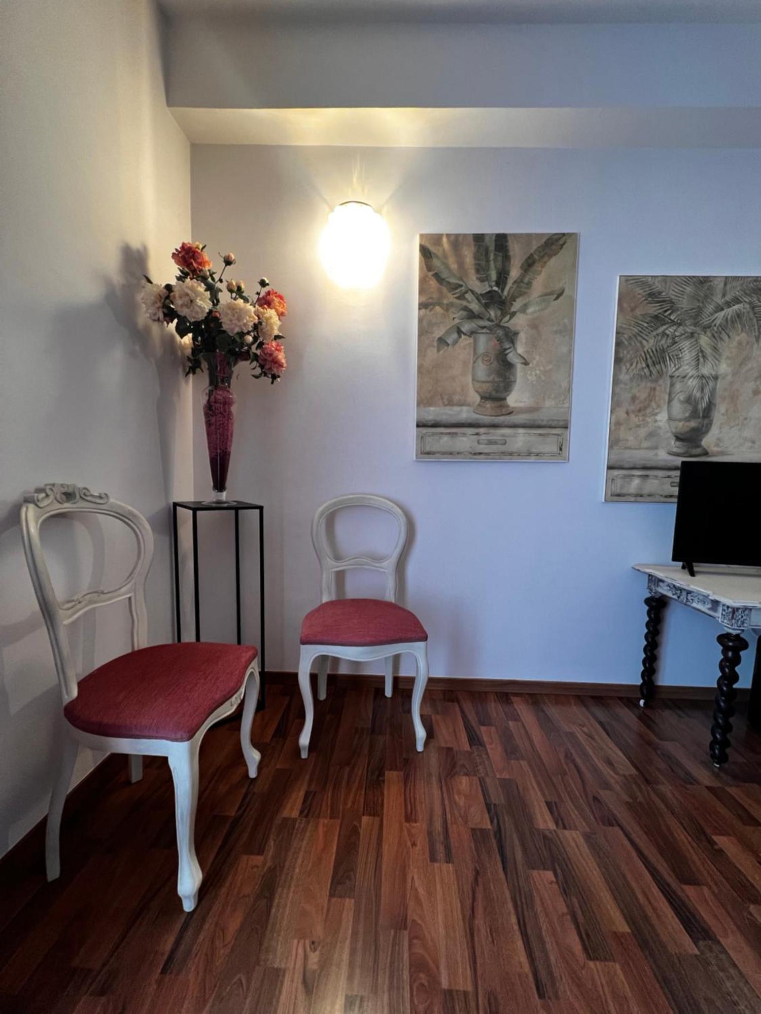 Welcome Traveller Frida'S Rooms Caprino Veronese Ngoại thất bức ảnh